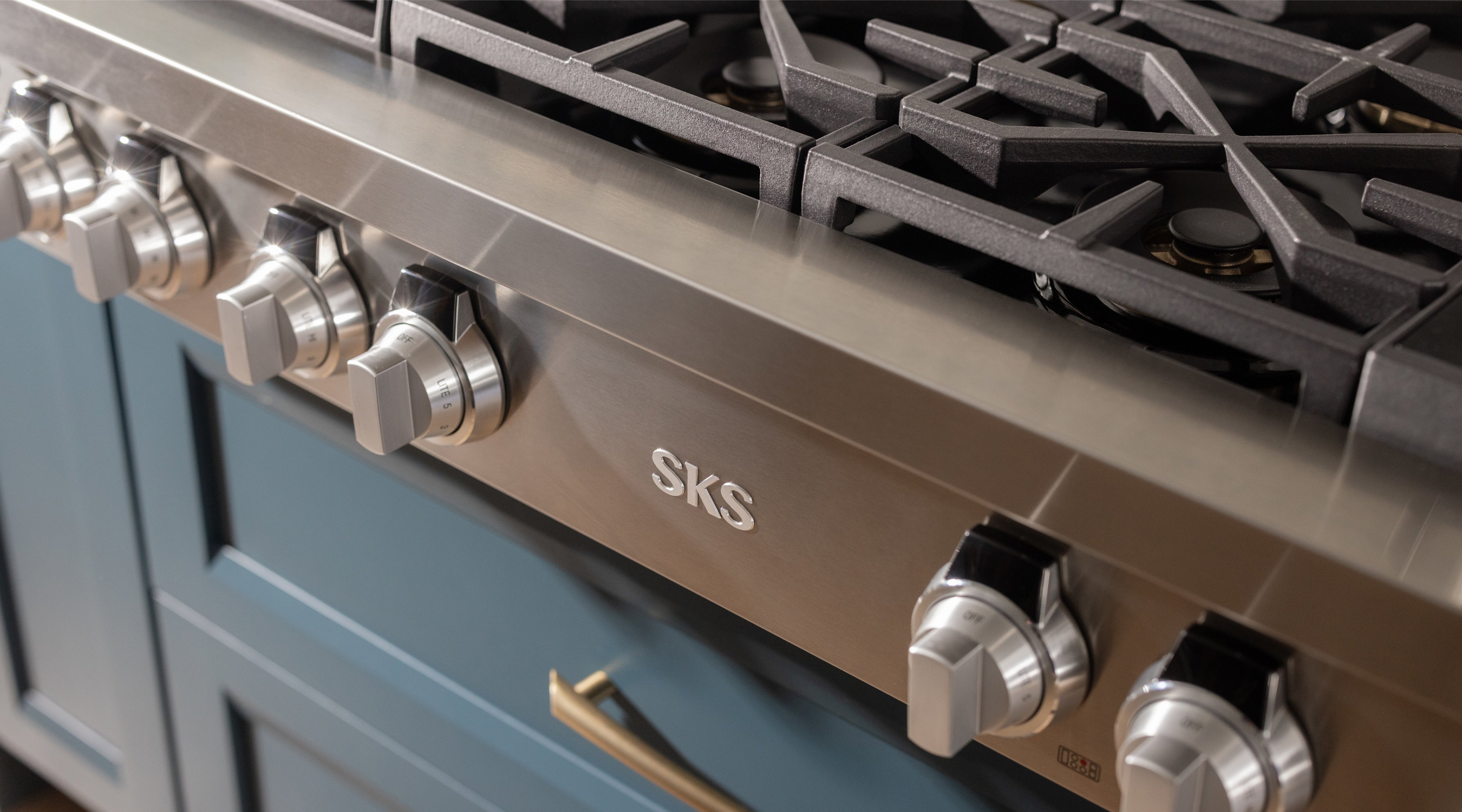 36-inch Dual-Fuel Professional Rangetop, Sous Vide, Induction | SKS
