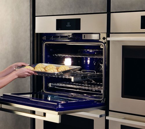 Transitional Double Wall Oven with Steam-Combi and Gourmet AI