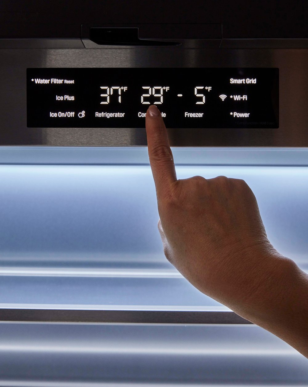 30-inch Integrated Column Freezer, Frustum-Shaped Ice | SKS